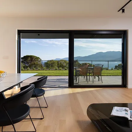 The Blue Star Luxury With A Sea View And A Private Parking *